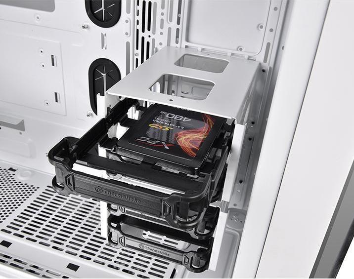 Produktbild Thermaltake View 71 (E-ATX)