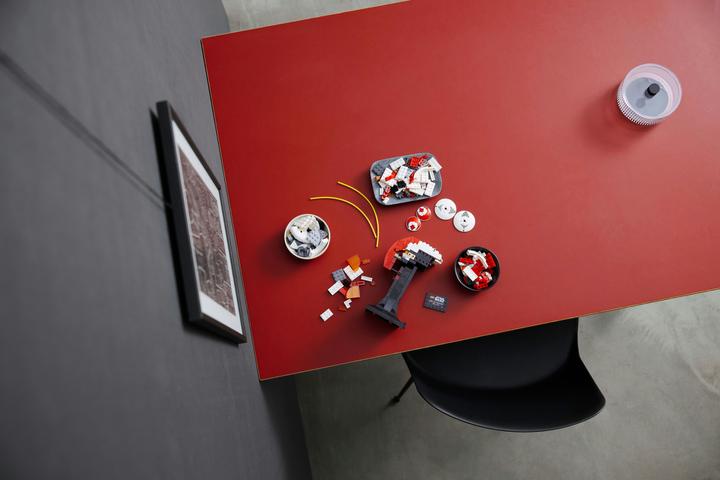Actual product image LEGO Luke Skywalker helmet (75327, LEGO Star Wars)