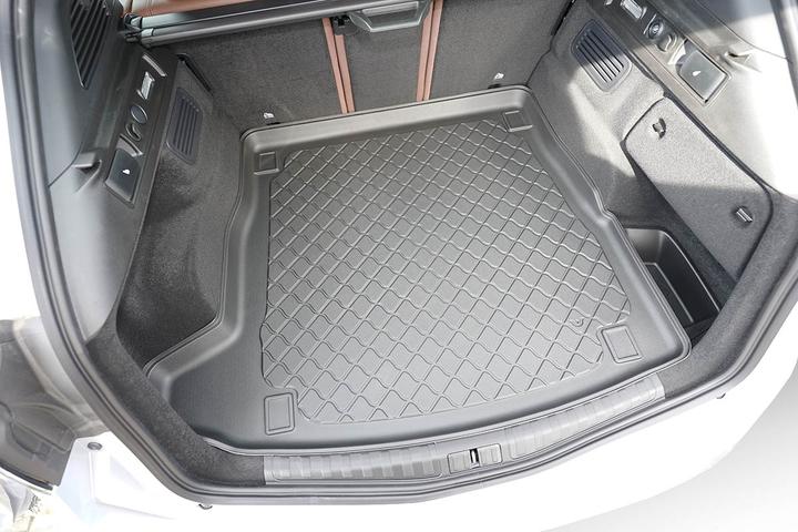 Actual product image Aristar Boot tray for Alfa Romeo Stelvio (without sound system) from 2017