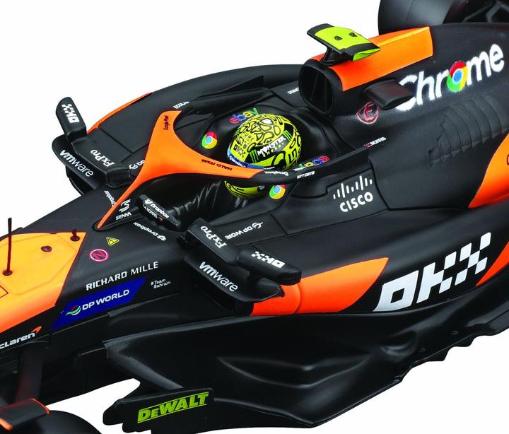 Produktbild Bburago McLaren F1 Team MCL38 1/24 Norris 2024