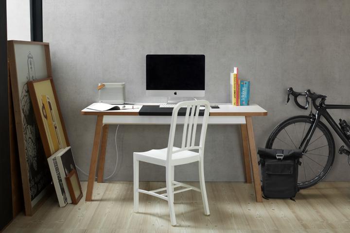 Actual product image BlueLounge StudioDesk (120 x 70 x 75 cm)