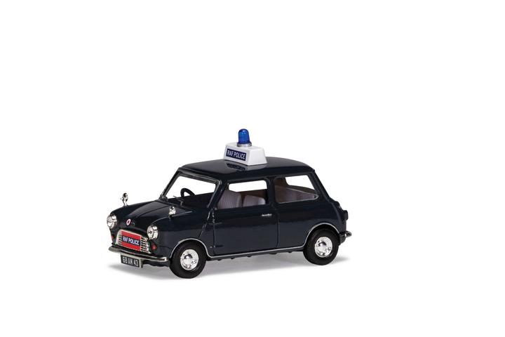 Actual product image Hornby Austin Mini 850, RAF Police