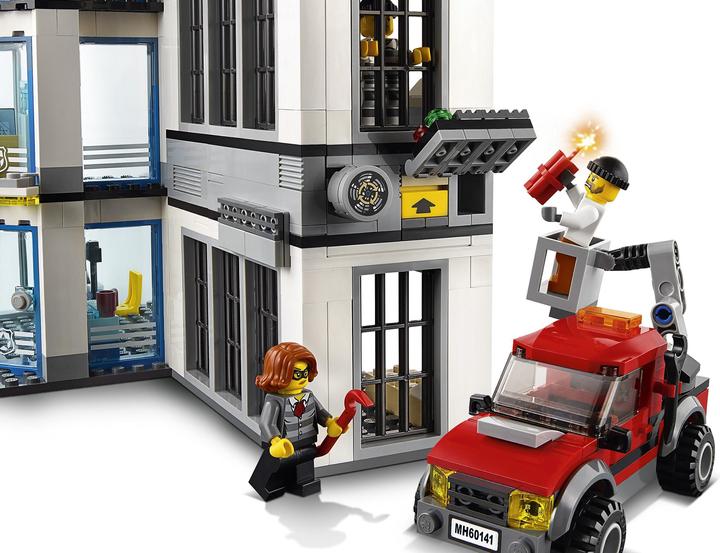 Immagine prodotto LEGO Stazione di polizia (60141, LEGO City)