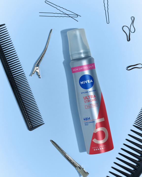 Produktbild NIVEA Ultra Strong Styling Mousse DUO (300 ml, Schaumfestiger)