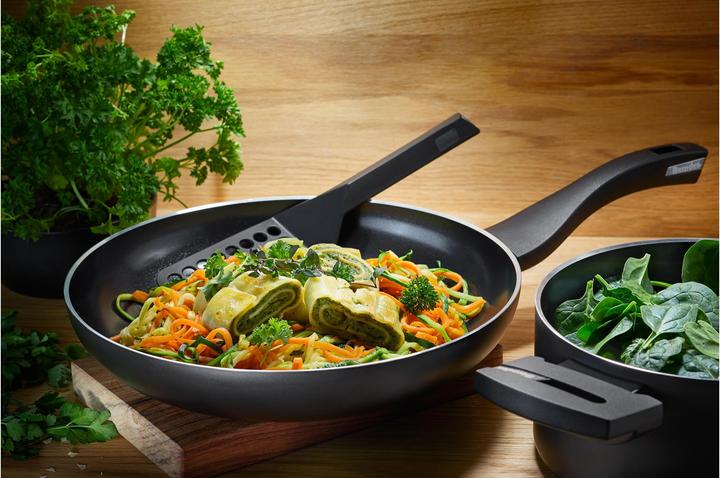 Actual product image Berndes Wok Alu Recycled Induction 28 cm (28 cm, Wok, Aluminium)