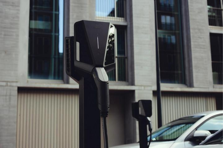 Image du produit Easee Ladestation Charge Max Schwarz, Schnittstellen: WLAN (Type 2, 22 kW, 32 A)