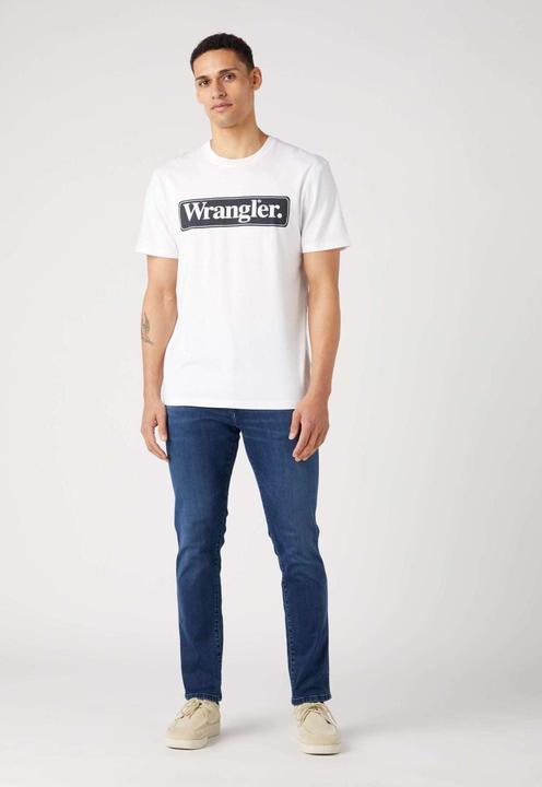 Actual product image Wrangler Slim Fit Larston Jeans (32)