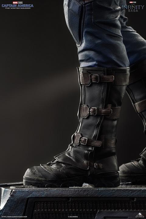 Image du produit Queen Studios Captain America - Le Soldat de l'Hiver "Captain America" Statue 1/4