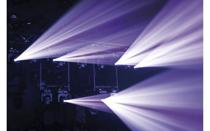 Actual product image Showtec Phantom 180 Wash (Moving bar)