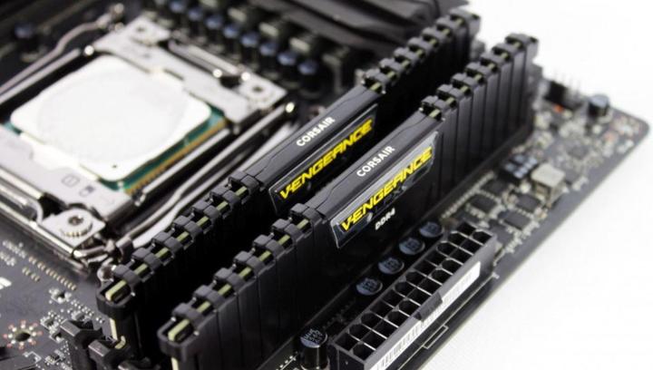 Actual product image Corsair Vengeance LPX (2 x 8GB, 2400 MHz, DDR4-RAM, DIMM)