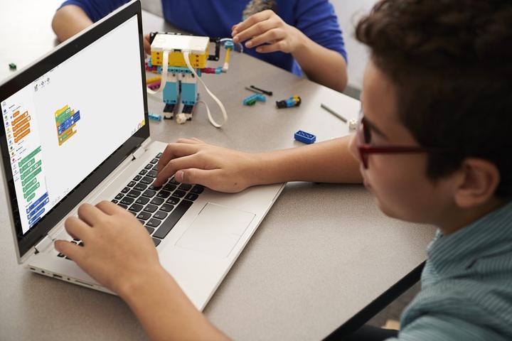 Produktbild LEGO Spike Prime (45678, LEGO Education)