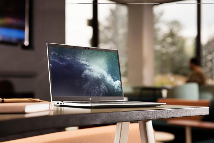 Actual product image HP EliteBook 840 Aero G8 - i5 1135G7 - 8GB RAM - 256GB SSD - 14inch - Win 10 Pro (14", Intel Core i5-1135G7, 8 GB, 256 GB, Eng. Int.)