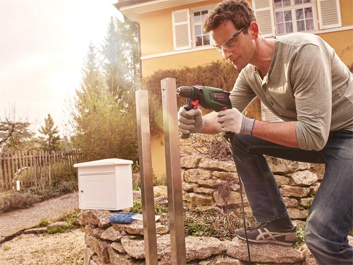 Image du produit Bosch Home & Garden Perceuse à percussion UniversalImpact 700 (Fonctionnement sur secteur)