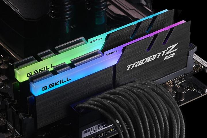 Produktbild G.Skill Trident Z RGB (2 x 16GB, 3600 MHz, DDR4-RAM, DIMM)