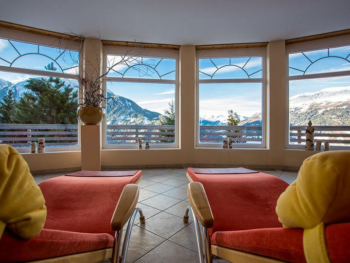Immagine prodotto Smartbox Vacanza di lusso tra le montagne tirolesi con 2 notti di benessere incluso (2 pers.)