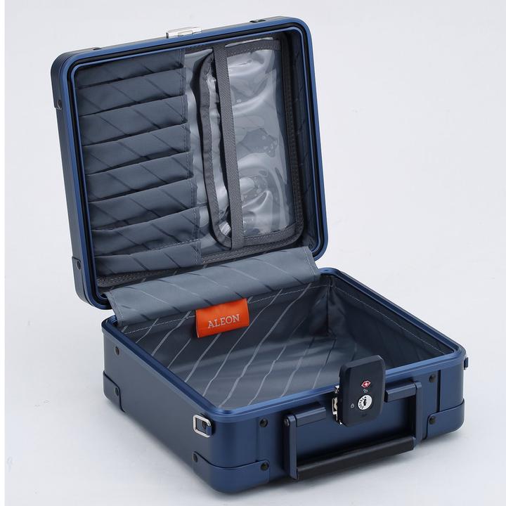 Actual product image Aleon Diversity Beauty Case 10"