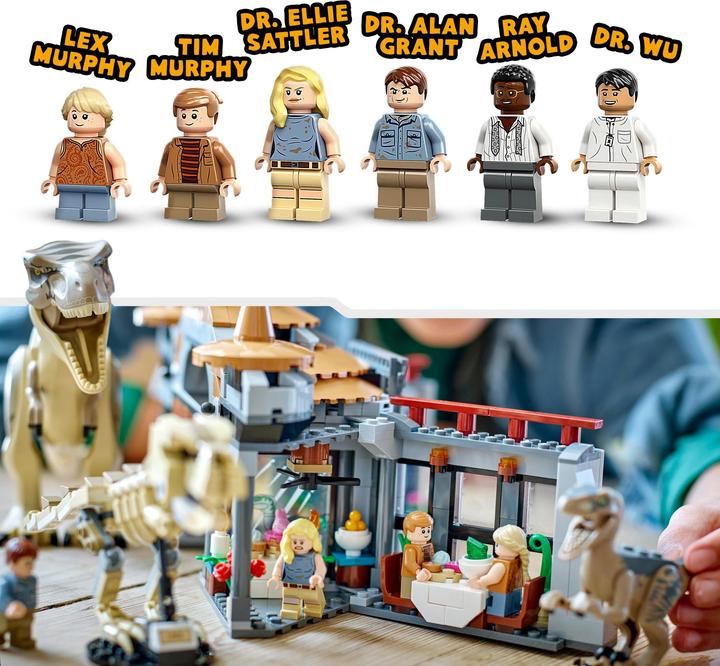 Produktbild LEGO Angriff des T. rex und des Raptors aufs Besucherzentrum (76961, LEGO Jurassic World)