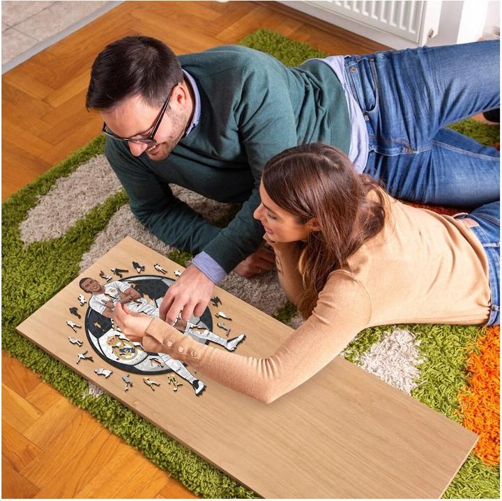 Image du produit Iconic Kylian Mbappé - Real Madrid - Puzzle en bois Taille S (150 Pièces) (150 pièces)