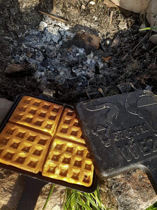 Actual product image BBQ-Toro Cast iron waffle iron