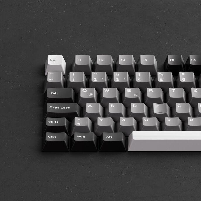 Produktbild Akko MonsGeek M1 V5 VIA Black & Silver Keyboard ISO-DE/UK/Nordic layout Rosewood Switch (DE, Kabelgebunden, Kabellos)
