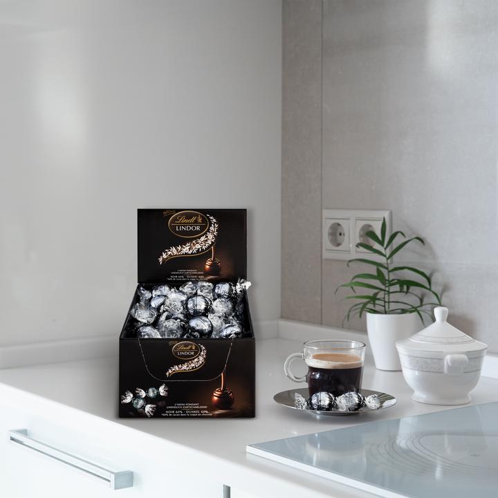 Immagine prodotto Lindt Piano d'appoggio Lindor Dark 60% Cacao (750 g)