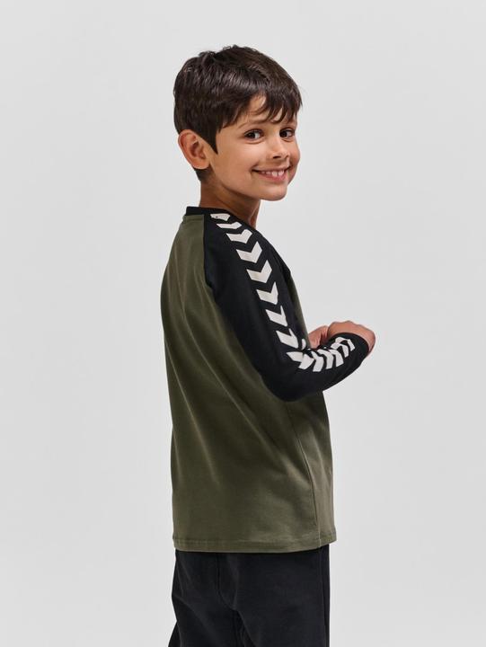 Image du produit hummel hmlBOYS T-SHIRT L/S (152)