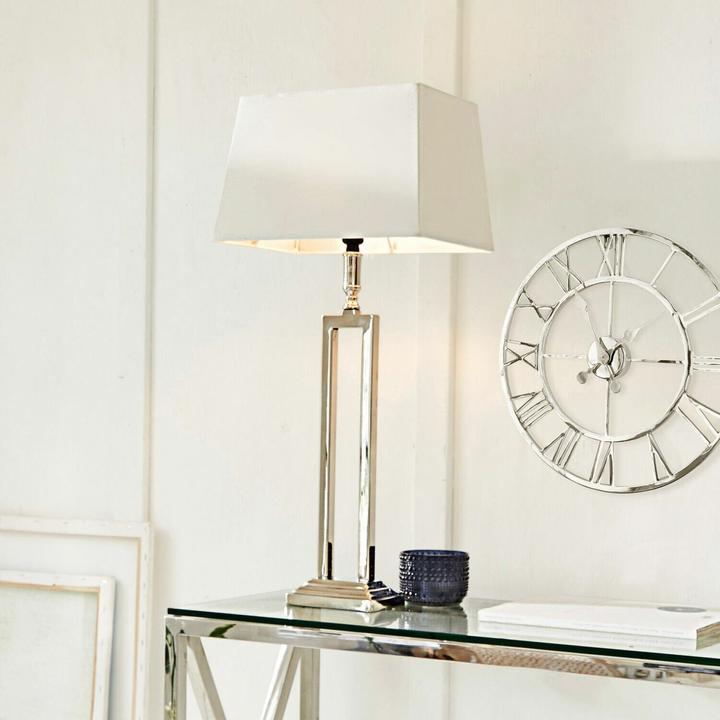 Produktbild Loberon Tischlampe Kinshaa creme/silber (E27)