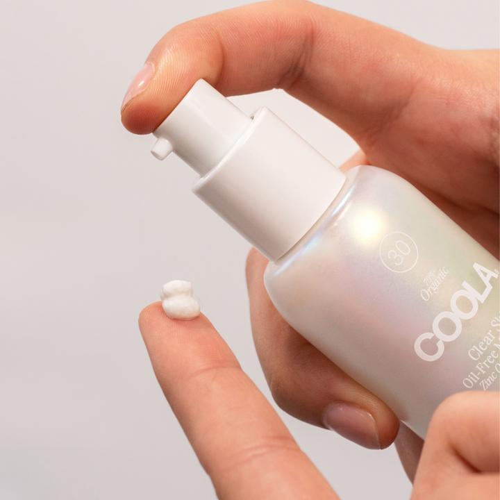 Actual product image Coola Suncare Clear Skin Zinc Oxide Sunscreen (Suntan cream, SPF 30)