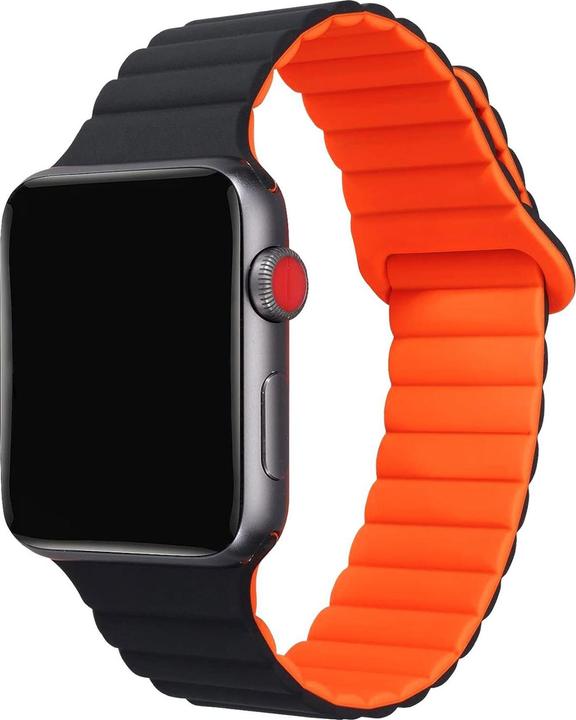 Actual product image Celly Watchband 42/44/45mm Magenta Black (Silicone)