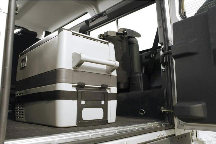 Produktbild Waeco Universal-Fixing-Kit CF / CDF