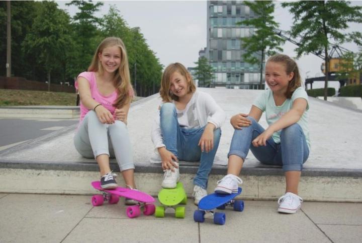 Actual product image Hudora Skateboard Retro (22.44")