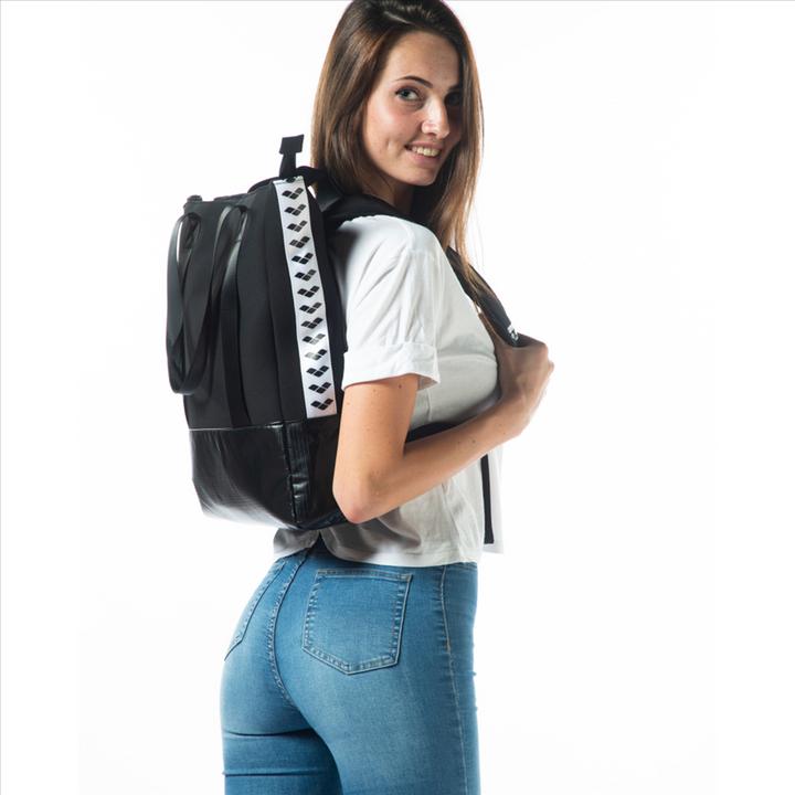 Immagine prodotto Arena Veloce (13 l)