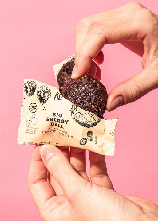 Actual product image KoRo Organic date-based snack ball with sweet raspberry-flavoured filling (Raspberry, 30 g)