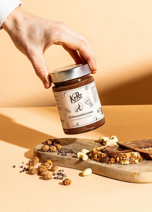 Produktbild KoRo Erdmandel-Cashewcreme mit Kakaopulver (350 g)
