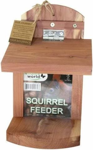 Actual product image Wildlife World Squirrel feeding station, 23 x 17 x 19 cm, FSC Mix