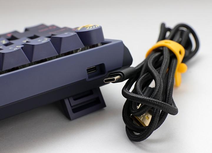 Actual product image Ducky One 3 Cosmic Blue Mini Gaming Keyboard, RGB LED - MX-Red (DE, Cable)