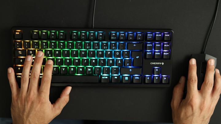 Actual product image CHERRY G80-3000N RGB TKL - Keyboard - backlighting (US, Cable)