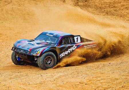 Actual product image Traxxas SLASH 4X4 BL2S RED 1/10 SHORT-COURSE RTR WITHOUT BATTERY/CHARGER (RTR Ready-to-Run)