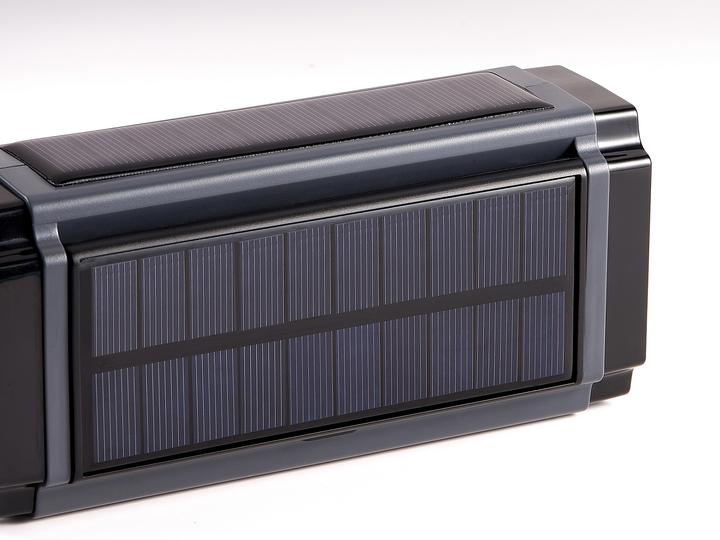Actual product image Felixx Crank radio RDS320 lamp sw (4500 mAh, 1.50 W, 16.65 Wh)