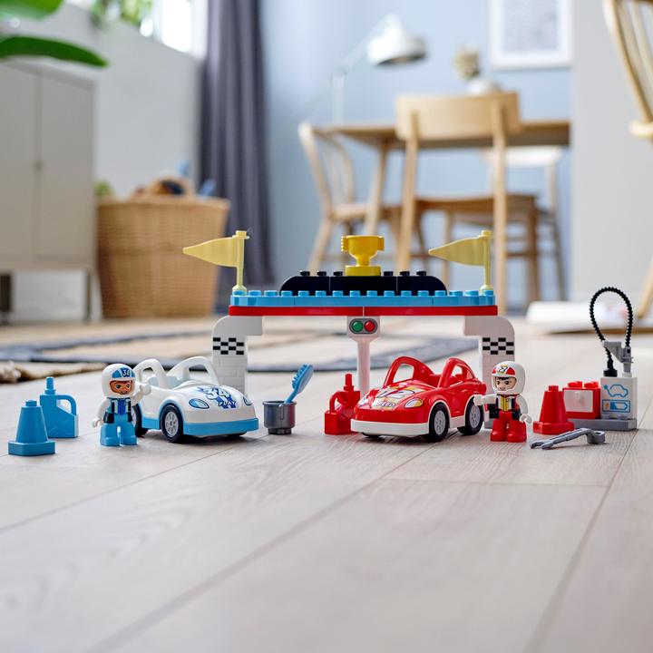 Produktbild LEGO Rennwagen (10947)