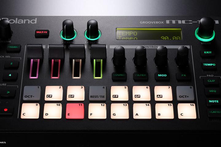 Actual product image Roland MC-101 (Controller)