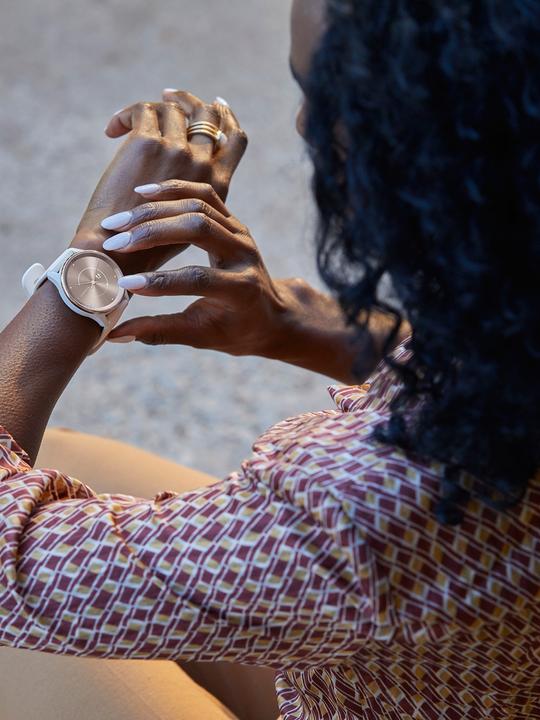 Actual product image Garmin Vivomove Trend (40 mm)