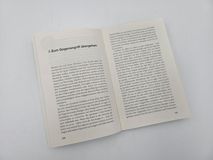 Actual product image Überleben unter Arschlöchern (German, Robert I. Sutton., Antoinette Gittinger, Thomas Pfeiffer, Hans-Peter Remmler, 2024)