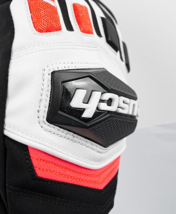 Actual product image Reusch World Cup Warrior Mitten (7)