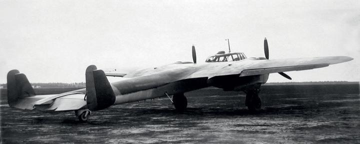 Produktbild ICM Do 215B-4 WWII Reconnaissance Plane