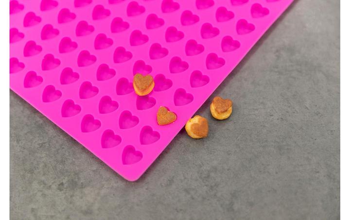 Produktbild Trixie Backmatte mit Herzen (Snackbeutel Hund)