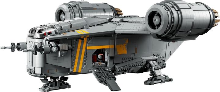 Actual product image LEGO The Razor Crest (75331, LEGO Rare Sets)