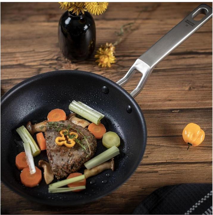 Actual product image Kuhn Rikon NEW LIFE PRO RECYCLING Frying Pan 24 cm (24 cm, Frying pan, Aluminium, Stainless steel)