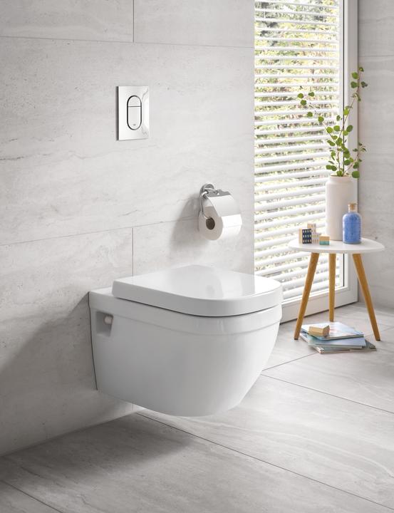 Actual product image Grohe Euro ceramic wall-hung WC Basic