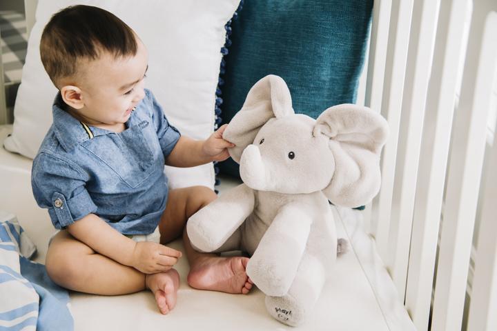 Image du produit Spin Master GUND Flappy, l'éléphant qui chante et qui parle, en français (30.50 cm)